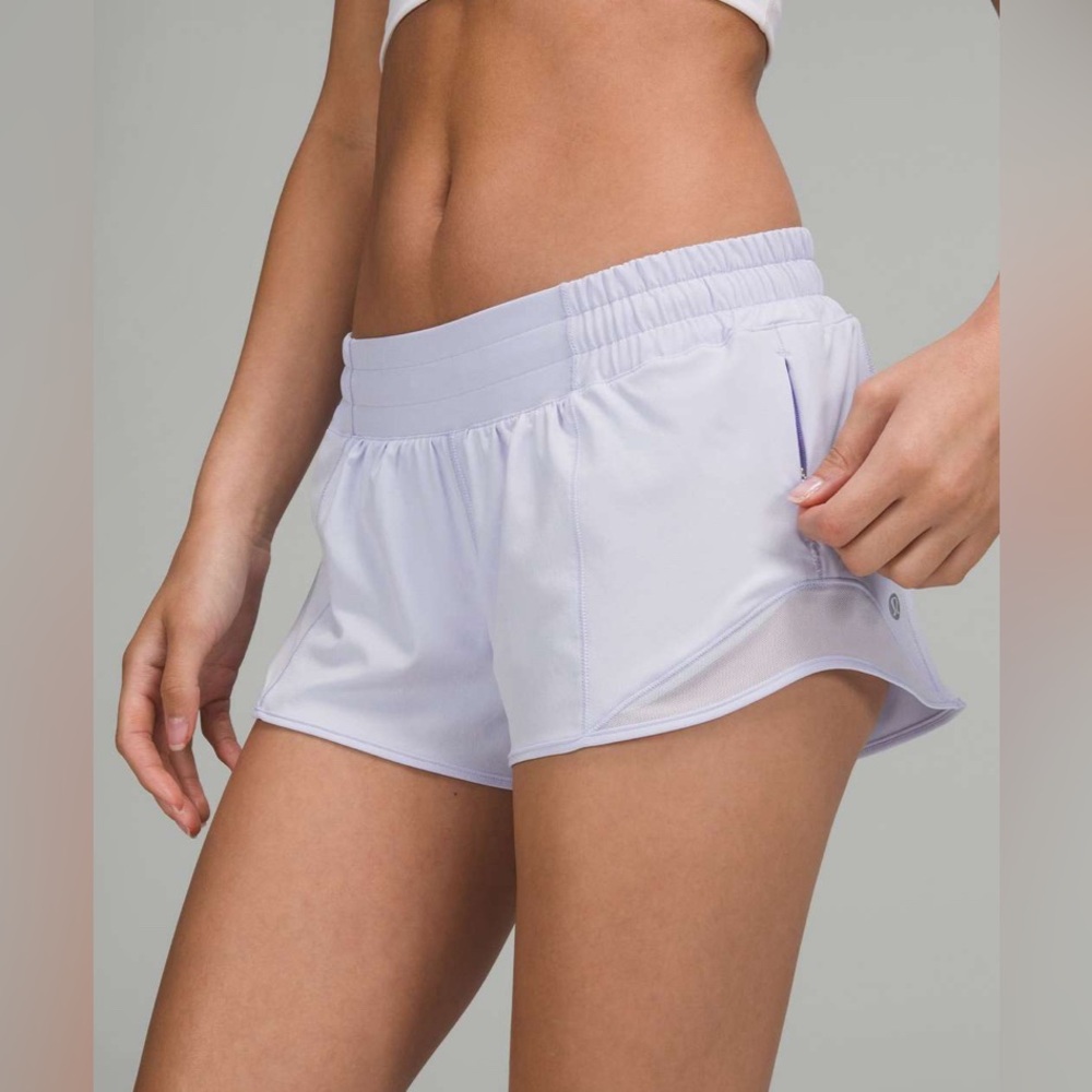 PASTEL BLUE Lululemon Hotty Hot 2.5 inch low rise SIZE 0